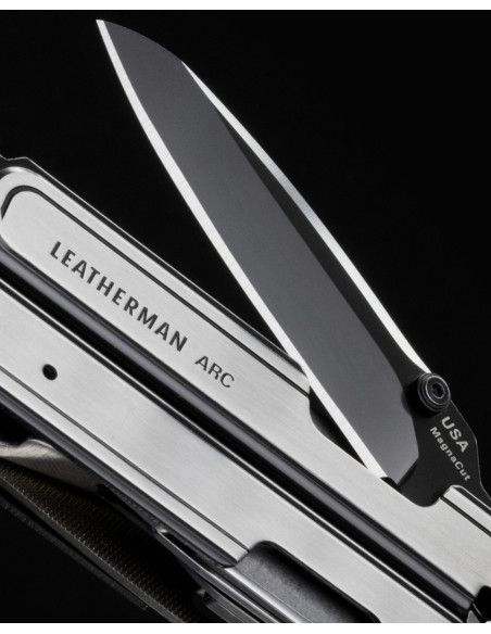 034-833076 LEATHERMAN įrankis "ARC" (su tekstiliniu dėklu ir papildomais atsuktuvais)