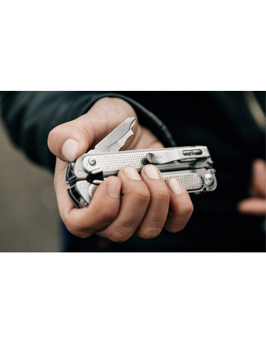 LEATHERMAN įrankis FREE P2