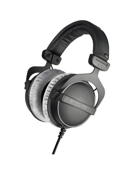 Beyerdynamic | Reference headphones | DT 770 PRO | Wired | On-Ear | Black