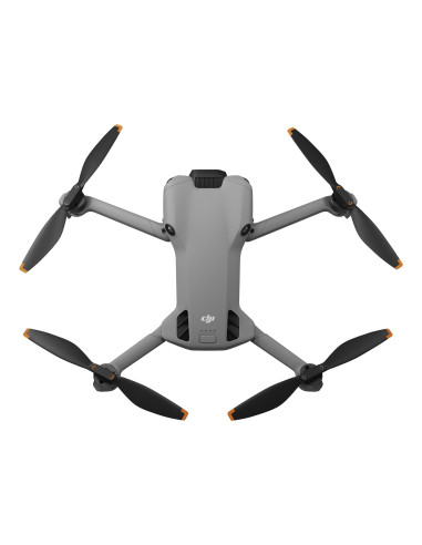 DJI Mini 5 Pro dronas su DJI RC-N3 pultu