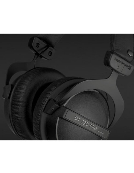 Beyerdynamic | Reference headphones | DT 770 PRO | Wired | On-Ear | Black