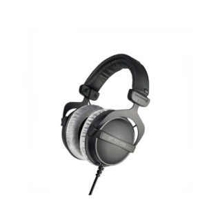 Beyerdynamic | Studio headphones | DT 770 PRO | Wired | On-Ear | Black