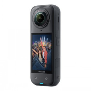 INSTA360 X5 STARTER BUNDLE